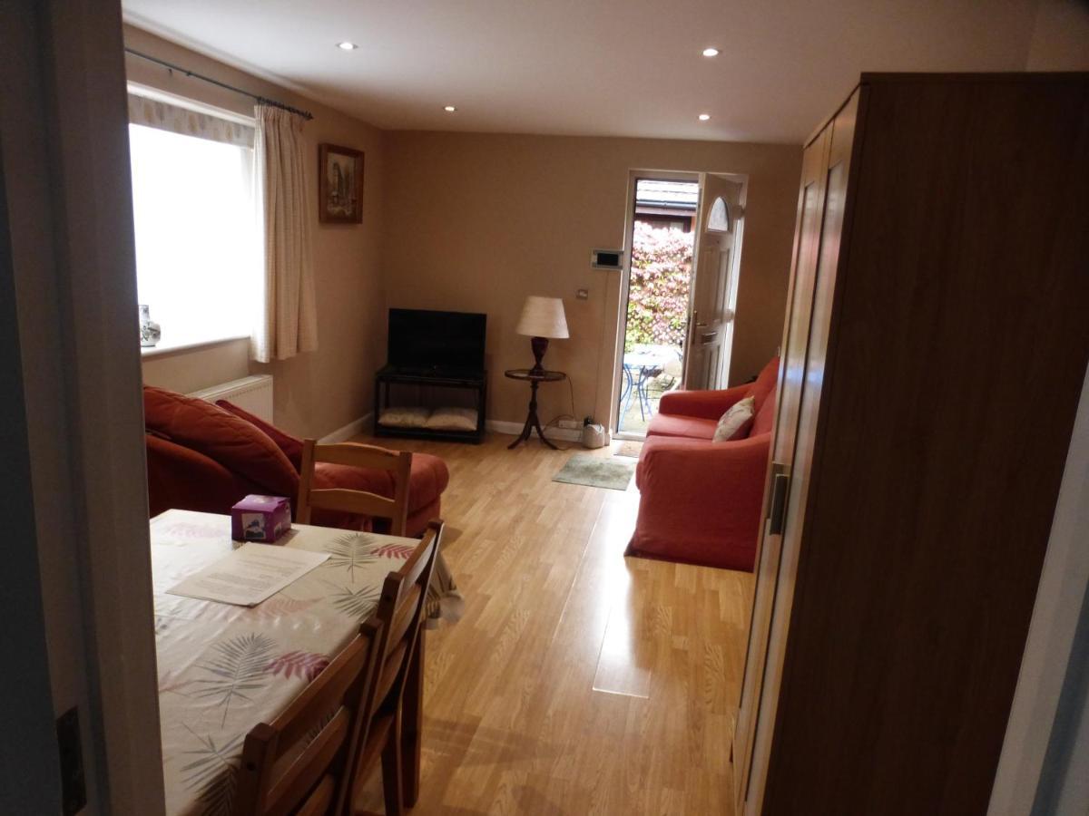 self-contained private apartment Barnet Esterno foto